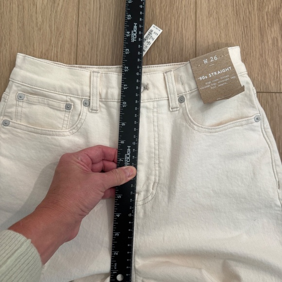 Madewell Women's Straight Leg Jeans in Cream - Picture 9 of 14